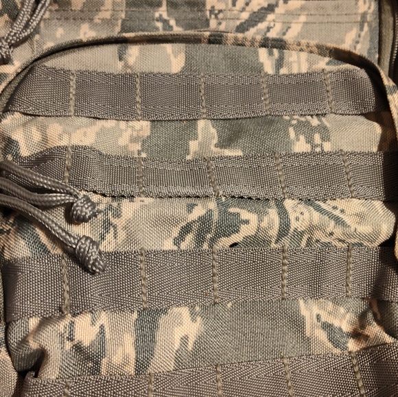Sandpiper of California SOC Camouflage Bugout Bag Backpack - Picture 5 of 7